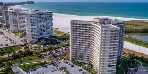 380 Seaview CT