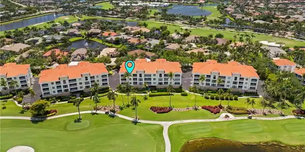11120 Harbour Yacht CT