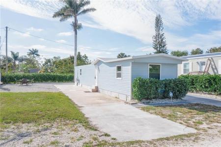 950 Auto Ranch RD
