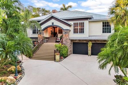 7130 Hendry Creek DR
