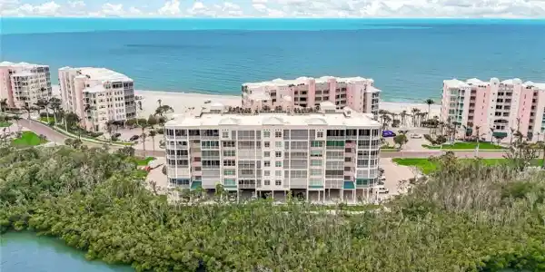 262 Barefoot Beach BLVD
