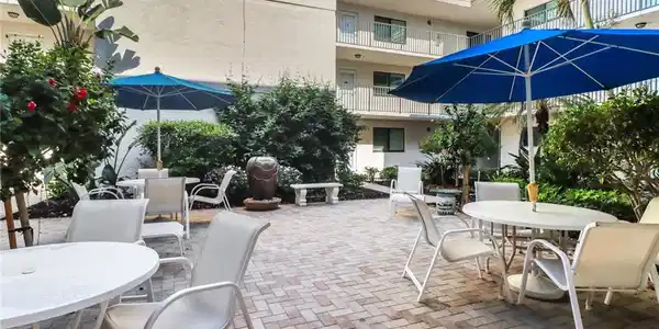 788 Park Shore DR