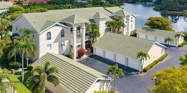 28881 Bermuda Lago CT
