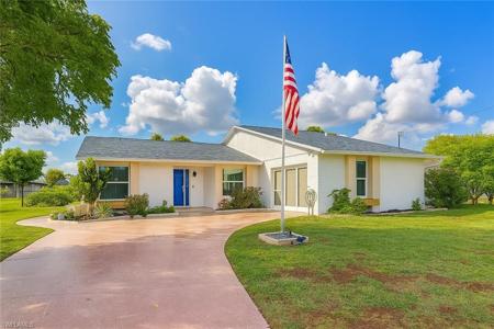 2217 SE 15th TER