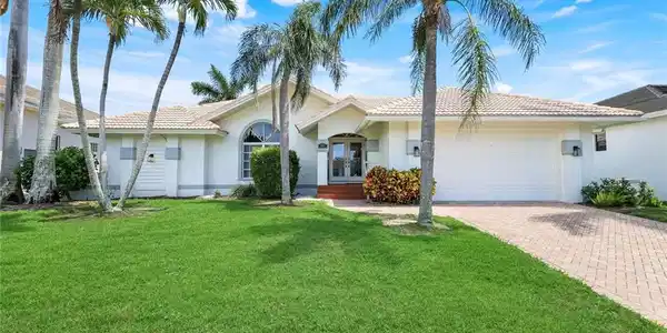 941 Ironwood CT