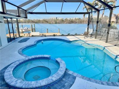8065 Lagoon RD