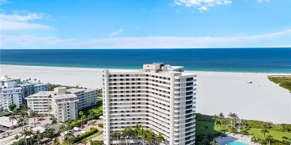 260 Seaview CT