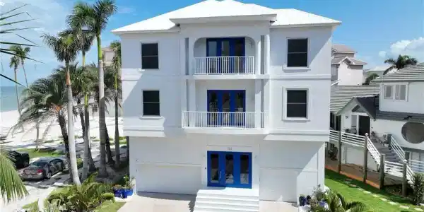 103 DOMINICA LN