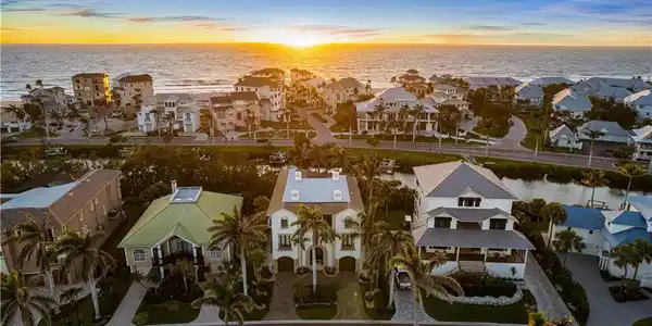 195 Topanga DR