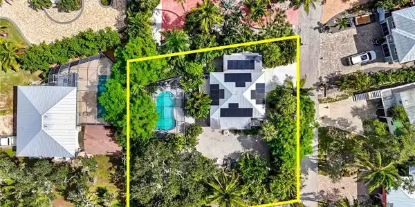 167 Coconut DR