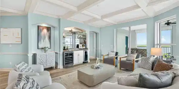 285 Grande WAY