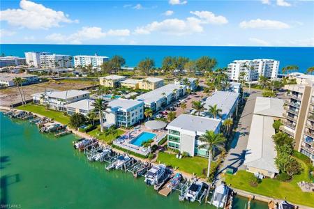 2100 Gulf Shore BLVD N