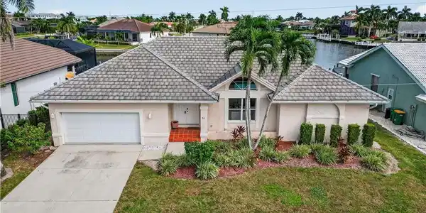 51 Hickory CT