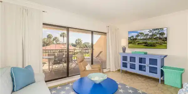 6350 Pelican Bay BLVD