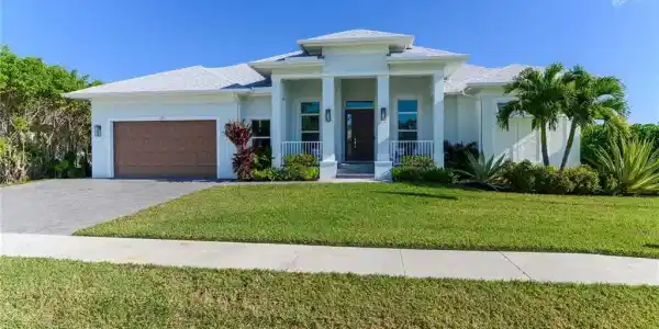 125 Delbrook WAY
