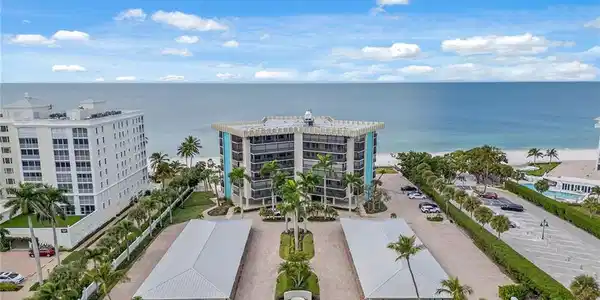 3399 Gulf Shore BLVD N