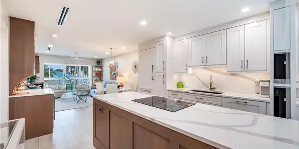 1021 3rd ST S