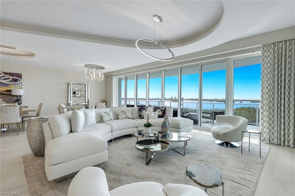 Image 4: An inviting gathering space, with generous seating overlooking a spectacular view.