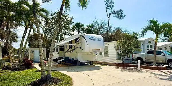 50 Imperial Wilderness BLVD