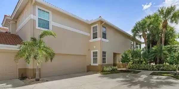 11079 Harbour Yacht CT
