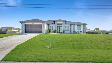 1521 NW 37th AVE