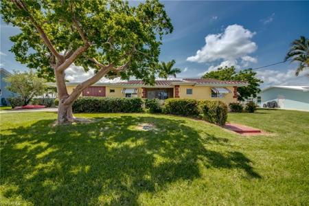 2809 Cheryl ST