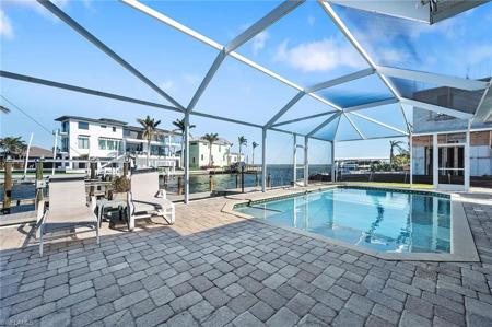 49 Fairview BLVD
