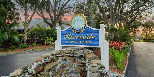 12793 Yacht Club CIR