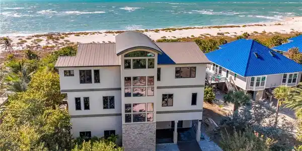 Image 2: Unique contemporary design with spectacular Gulf Views