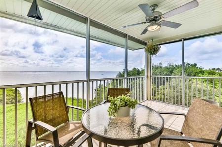 5343 Bayside Villas