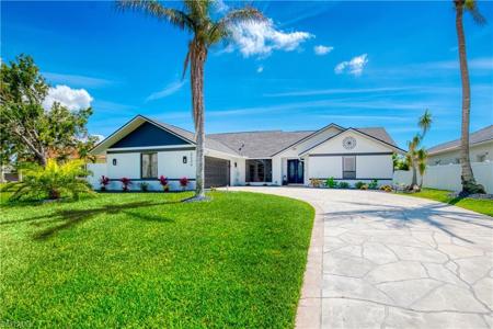 2124 SW 49th TER