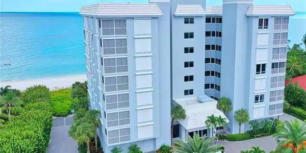 9811 Gulf Shore DR