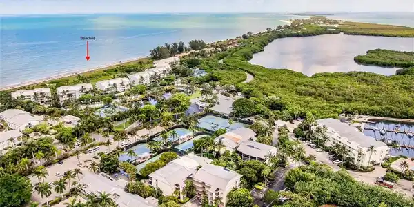 3127 Tennis Villas