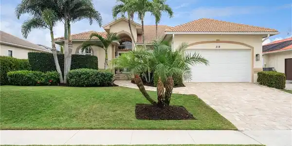 218 Seminole CT