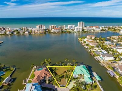 342 Bayside AVE