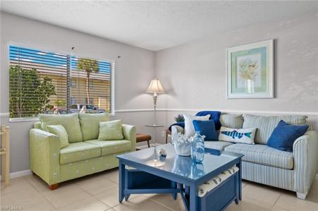 4625 Bayshore DR