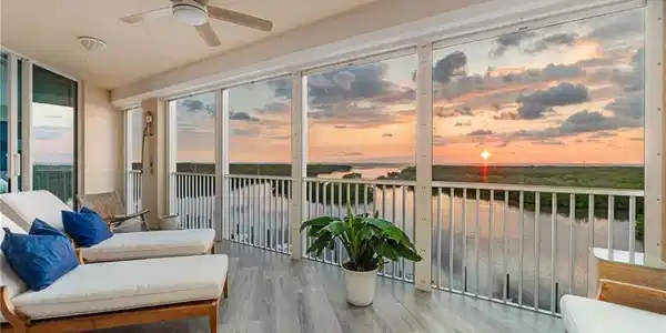 435 Dockside DR