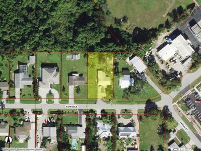 5259 Raintree LN