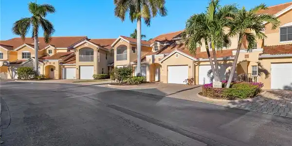 28610 Carriage Home DR
