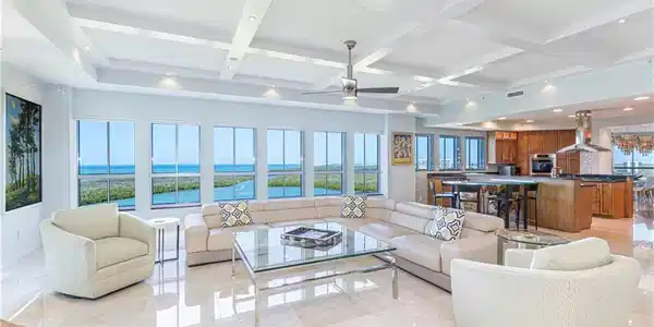295 Grande WAY