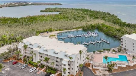 4318 Bayside Vls