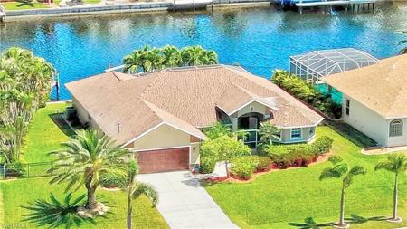 3937 SW 25th CT
