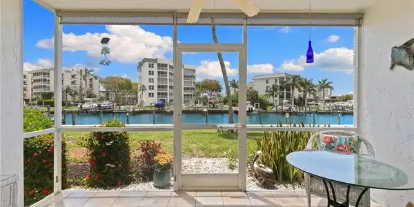 860 Panama CT