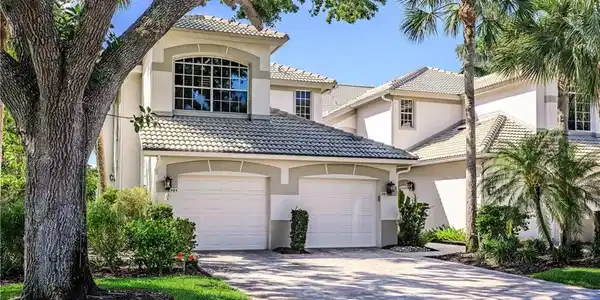 27011 LAKE HARBOR CT