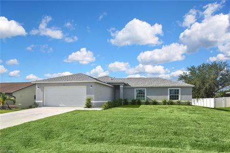 214 SW 38th TER