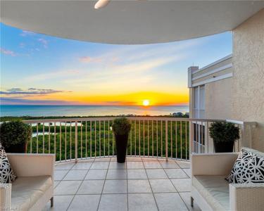 7117 Pelican Bay BLVD