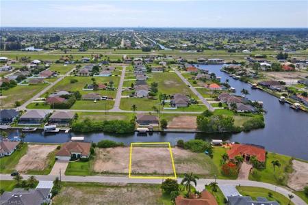 411 NW 35th PL
