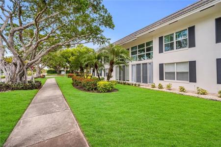 290 Banyan BLVD