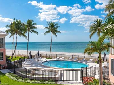 2401 Gulf Shore BLVD N