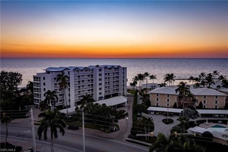 2150 Gulf Shore BLVD N